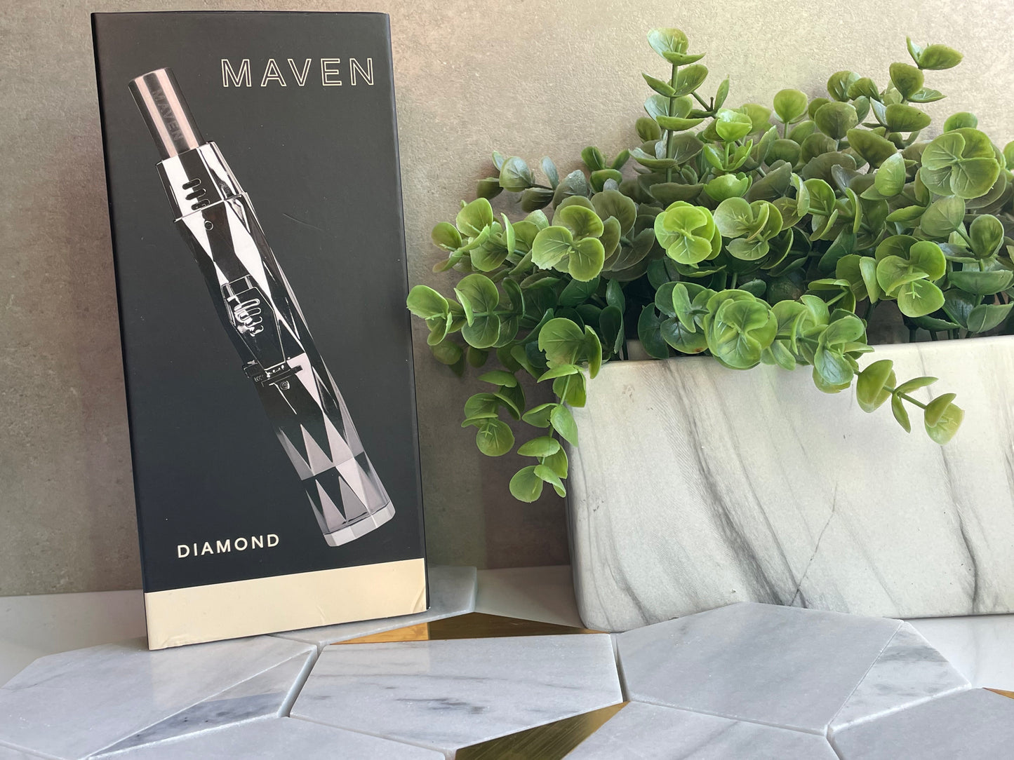 MAVEN - Diamond, Black, Straight Butane Torch